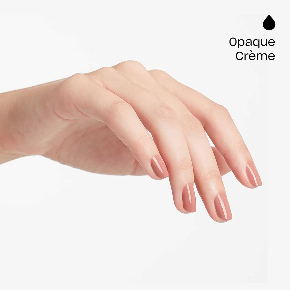 OPI Star Light LED curing the polish in 30 seconds to prevent smudges benefit