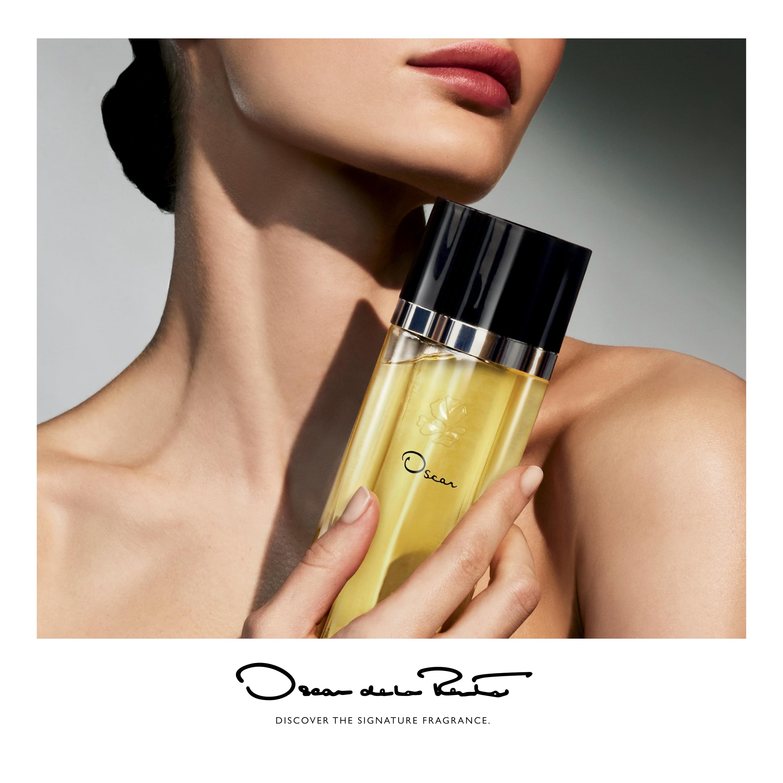Oscar de la Renta side profile of perfume bottle highlighting refined silhouette