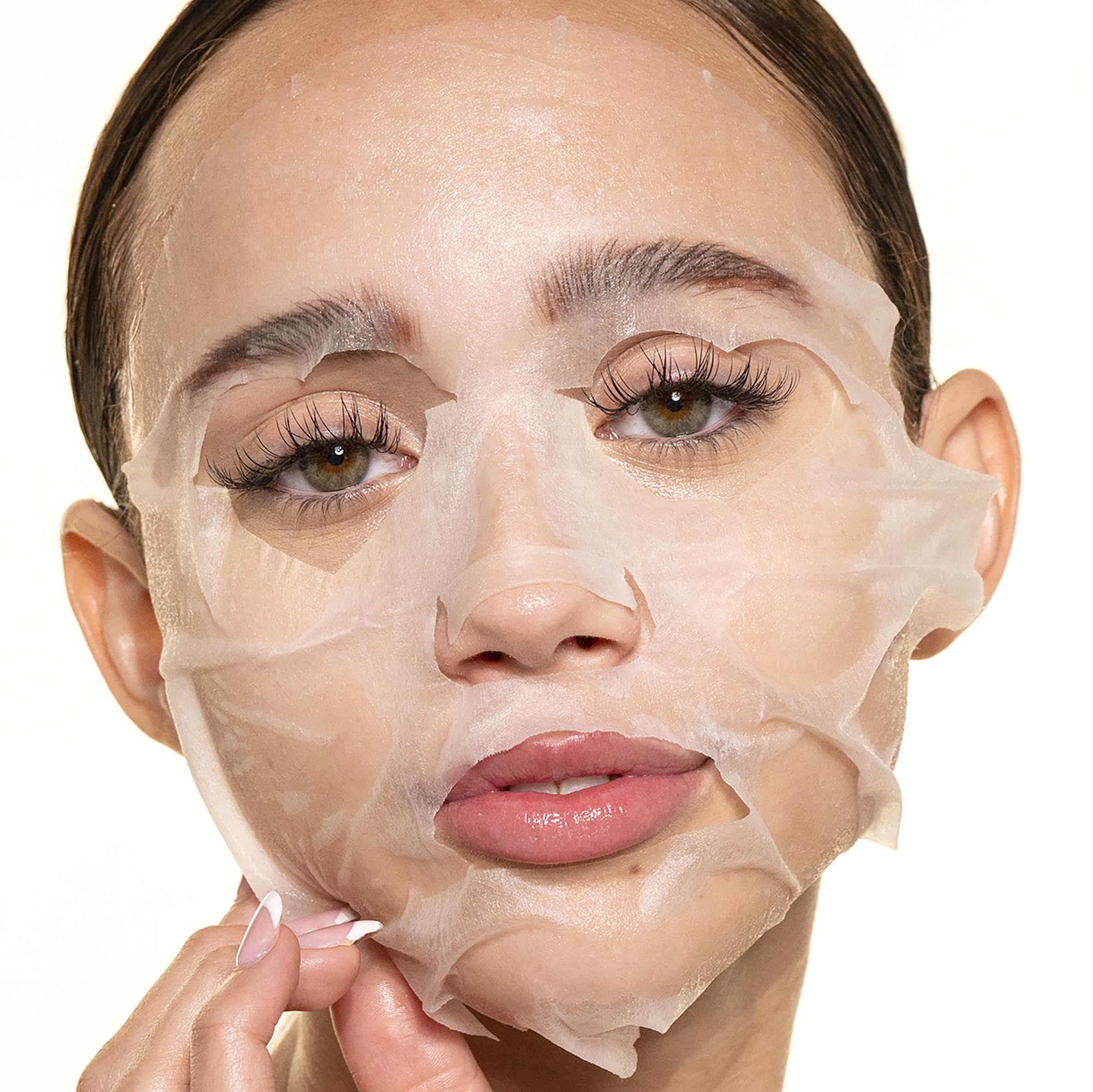 Pacifica milky serum pouring to show rich moisturizing benefit