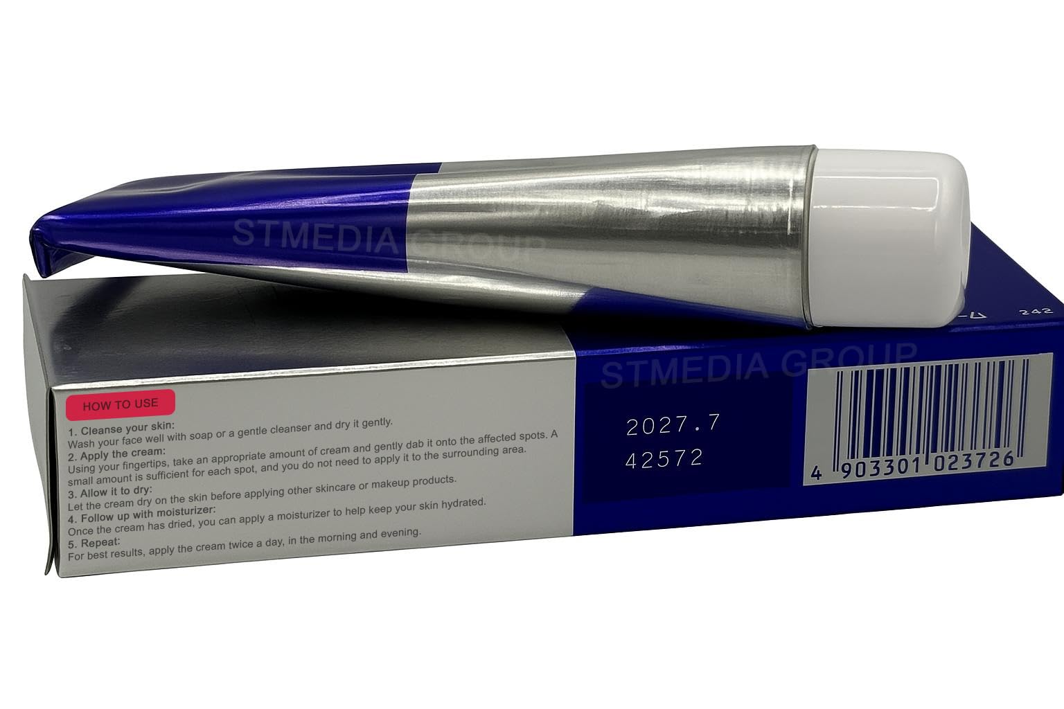 Pair Acne Cream texture closeup demonstrating clear non-greasy consistency for layering