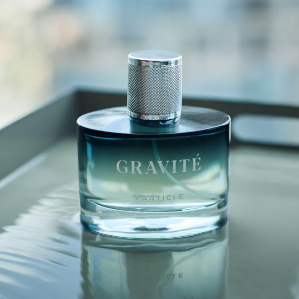 Particle on a men's vanity conveying everyday grooming integration