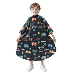 PERFEHAIR front view of car-print cape showing full coverage and calm child benefit