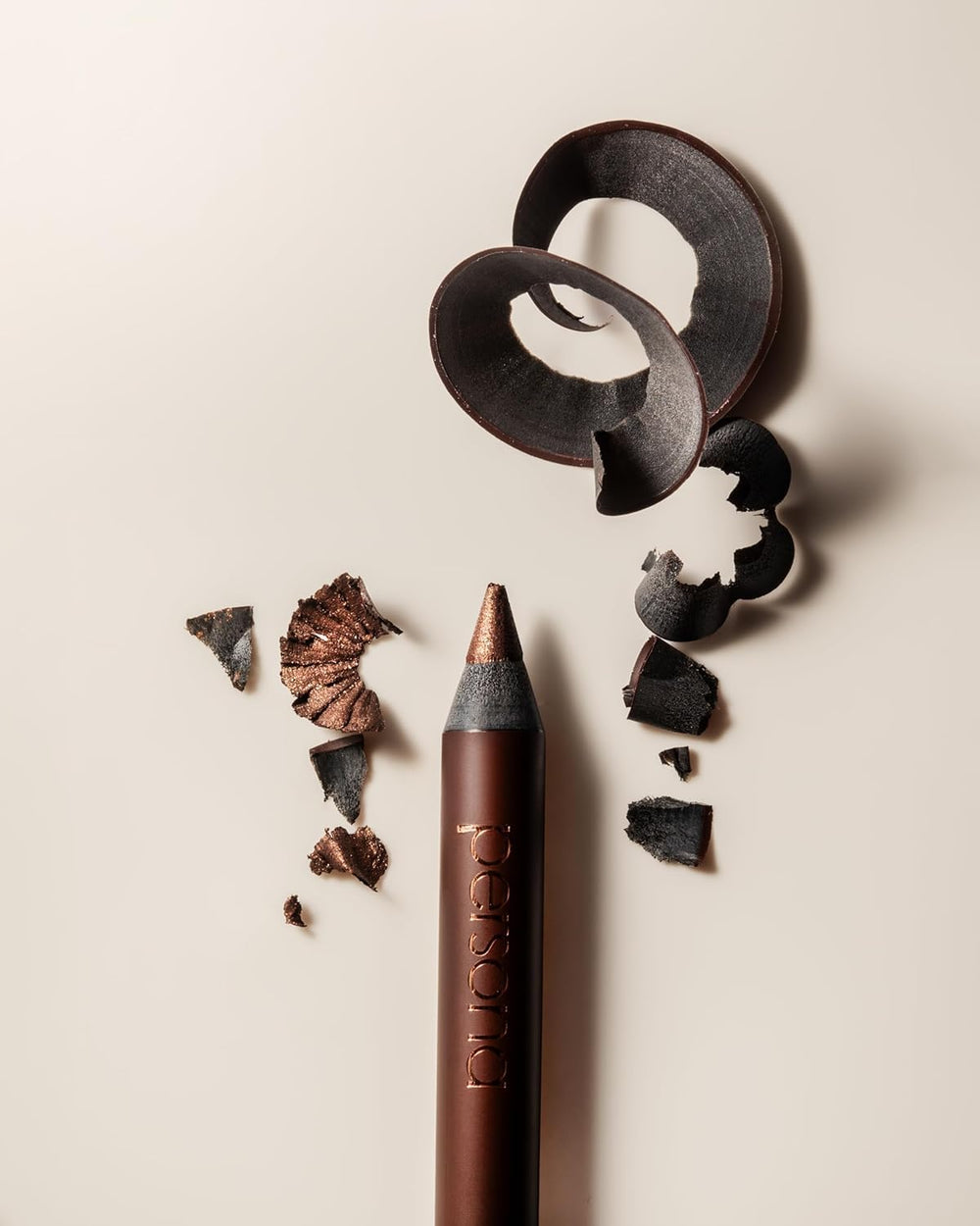 PERSONA bronze pencil tightlining lash base showing precise definition without tugging
