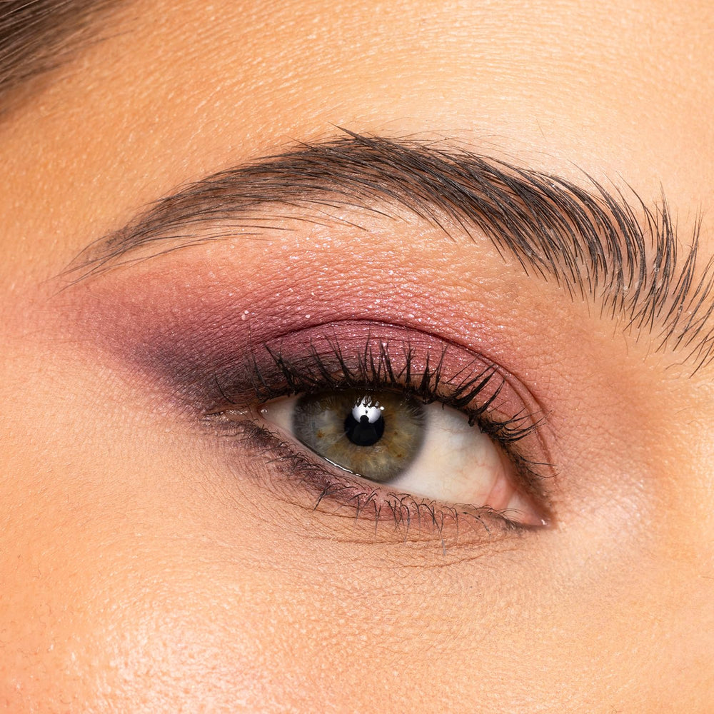 Physicians Formula close-up of pan texture showing creamy, soft formula for smooth blending