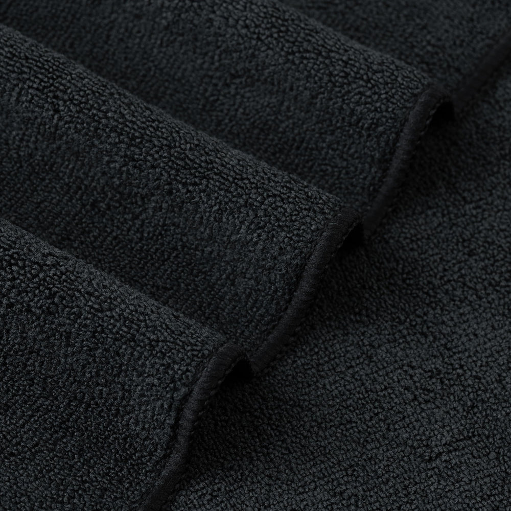 POLYTE towel edge stitching close-up highlighting durable sewn trim benefit