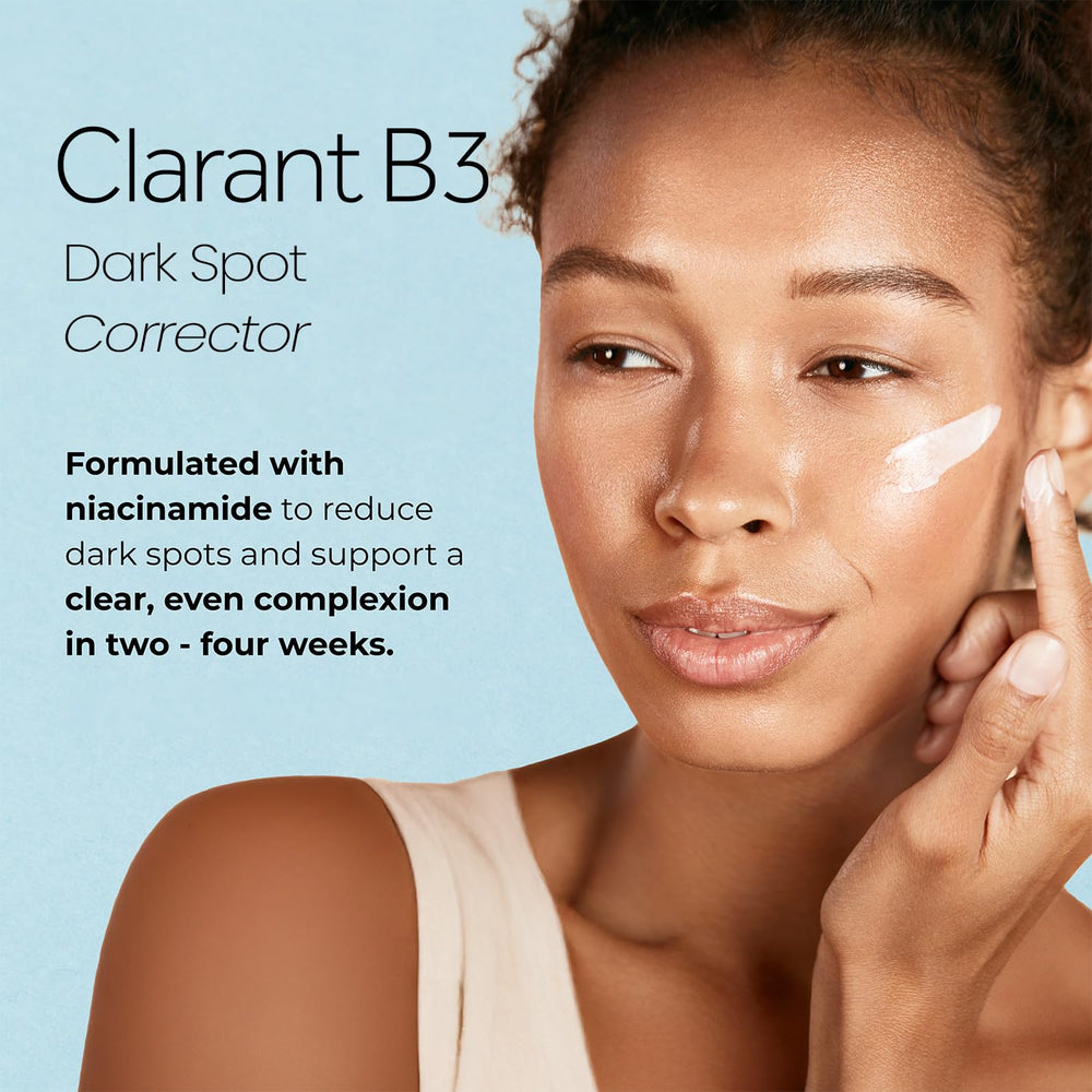 POND'S Crema S texture close-up highlighting lightweight, non-greasy feel