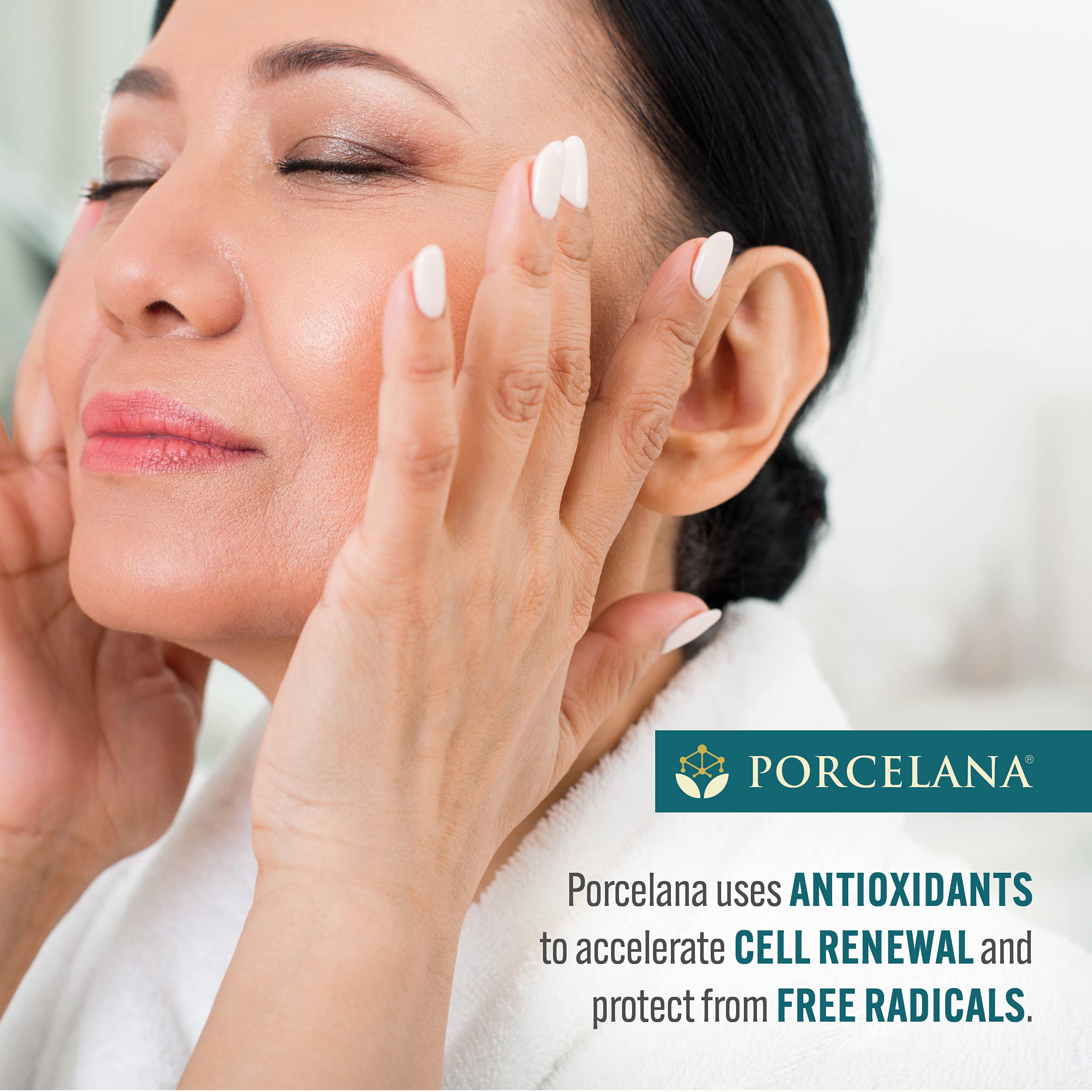 porcelana moisturizer applied under makeup demonstrating non-greasy base and natural-looking finish