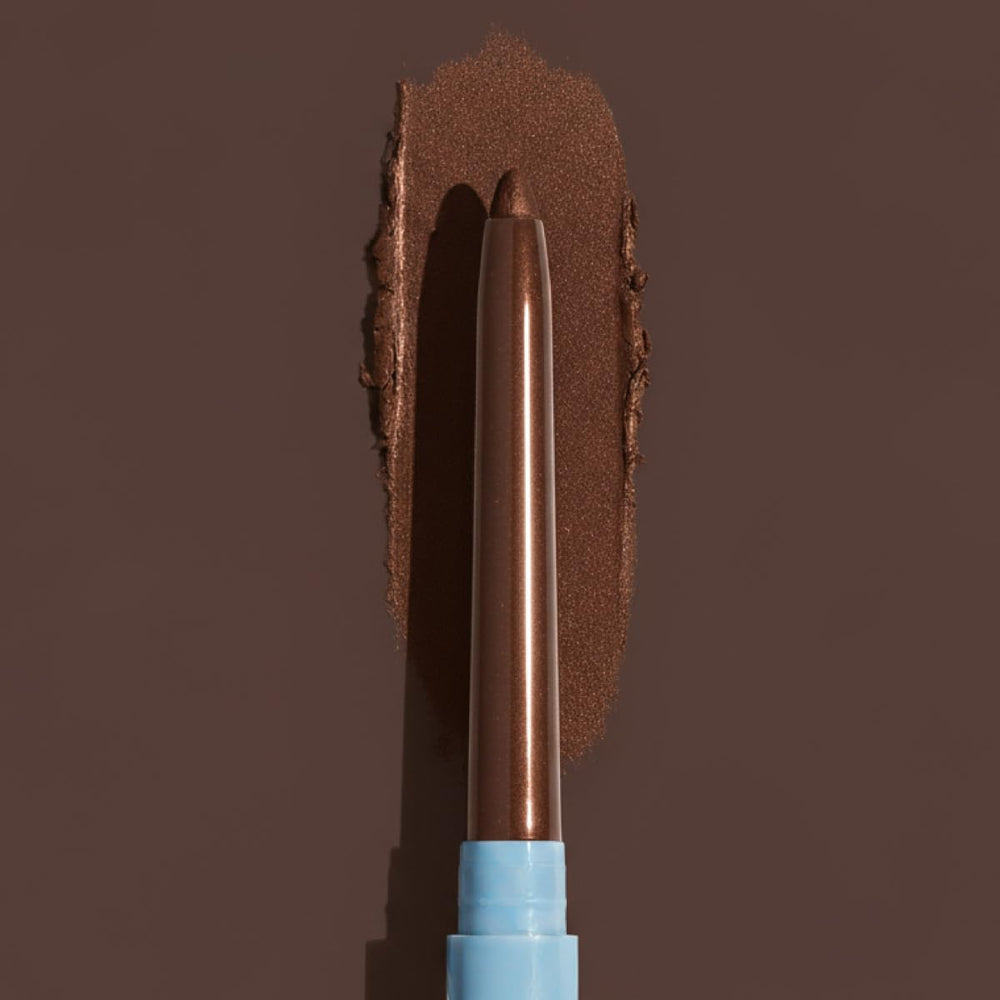 PRIME PROMETICS placed in a makeup bag to show everyday lifestyle convenience