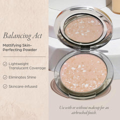 PÜR MINERALS pressed powder close-up revealing smooth texture for blurred pores