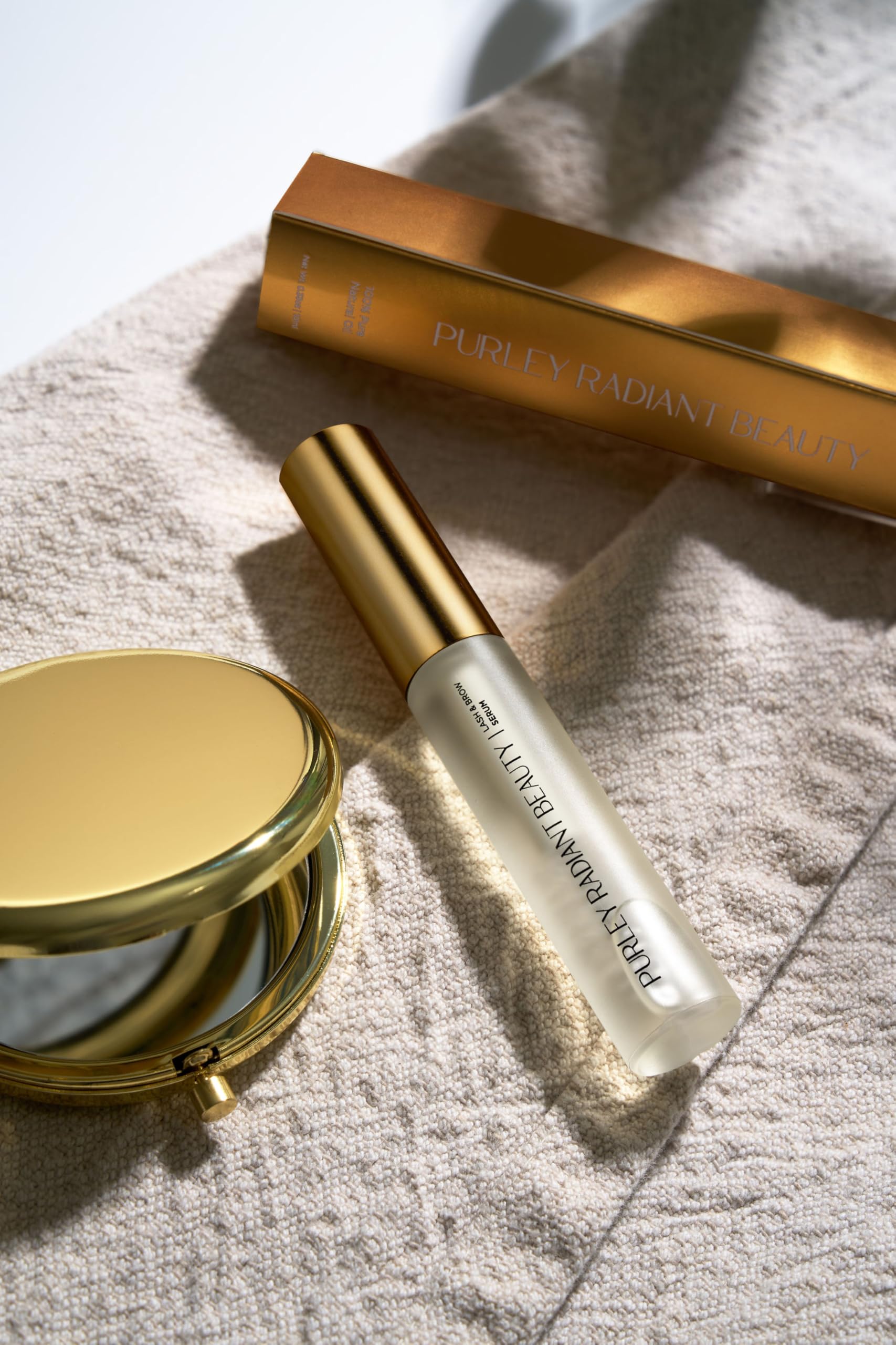 Purely Radiant Beauty lash application demo on model showing easy nightly use benefit