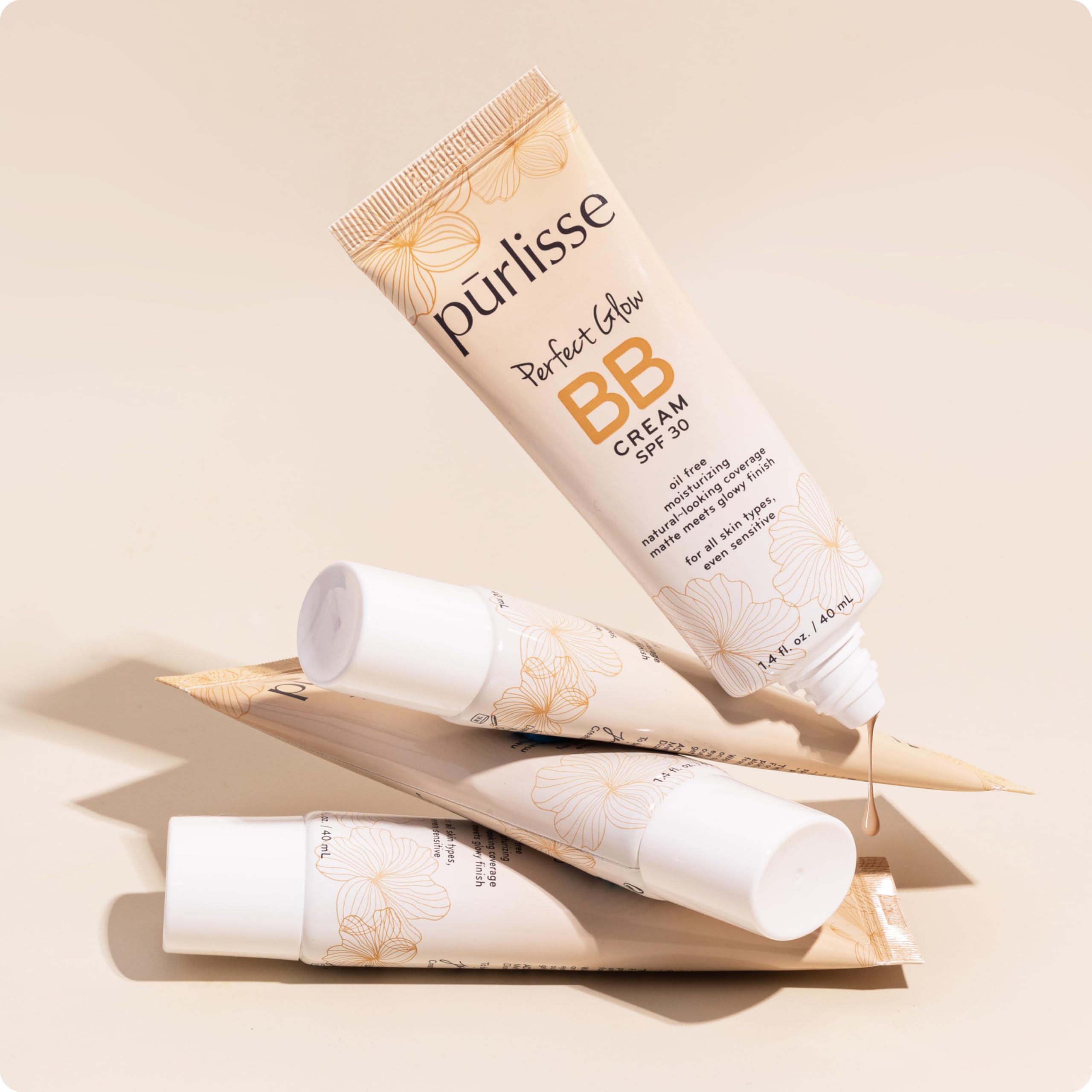 pūrlisse beside a ruler showing 1.4 oz size for scale and portability