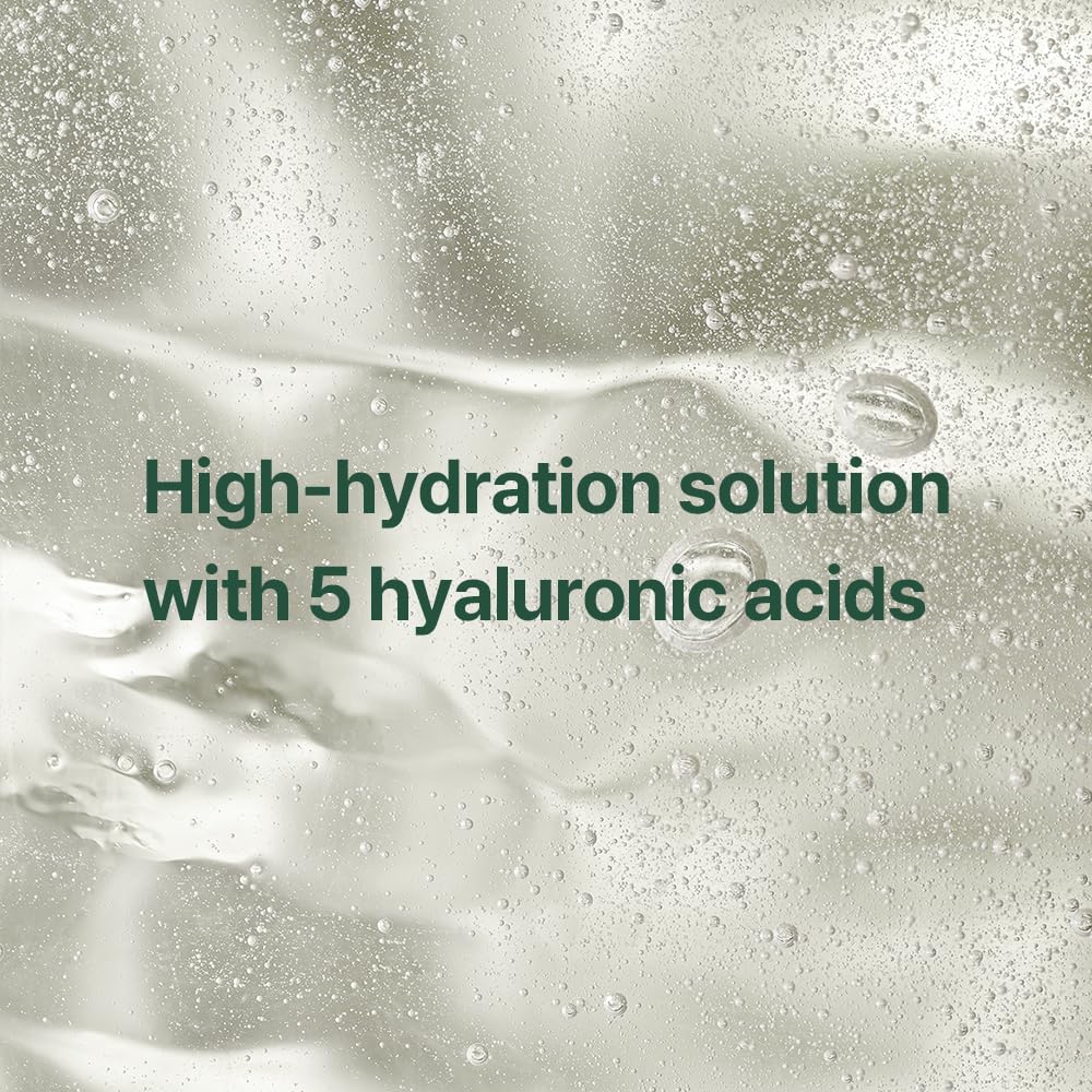 Pyunkang Yul close-up of balm surface, demonstrates rich moisture and non-greasy finish