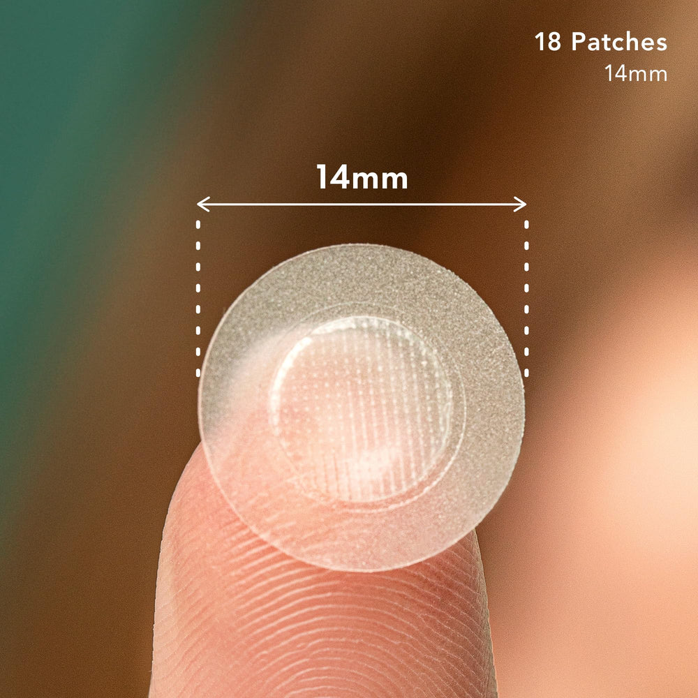 Rael single patch close-up texture highlighting thin hydrocolloid surface for comfort
