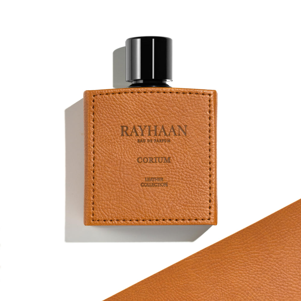 RAYHAAN Corium spray mist revealing fragrance texture and even application