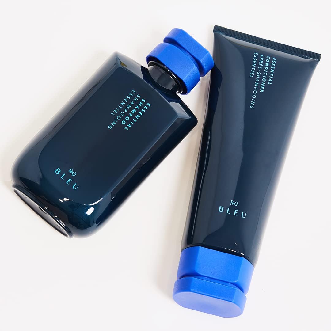R+Co BLEU ESSENTIAL foamy texture demonstrating creamy lather and softness