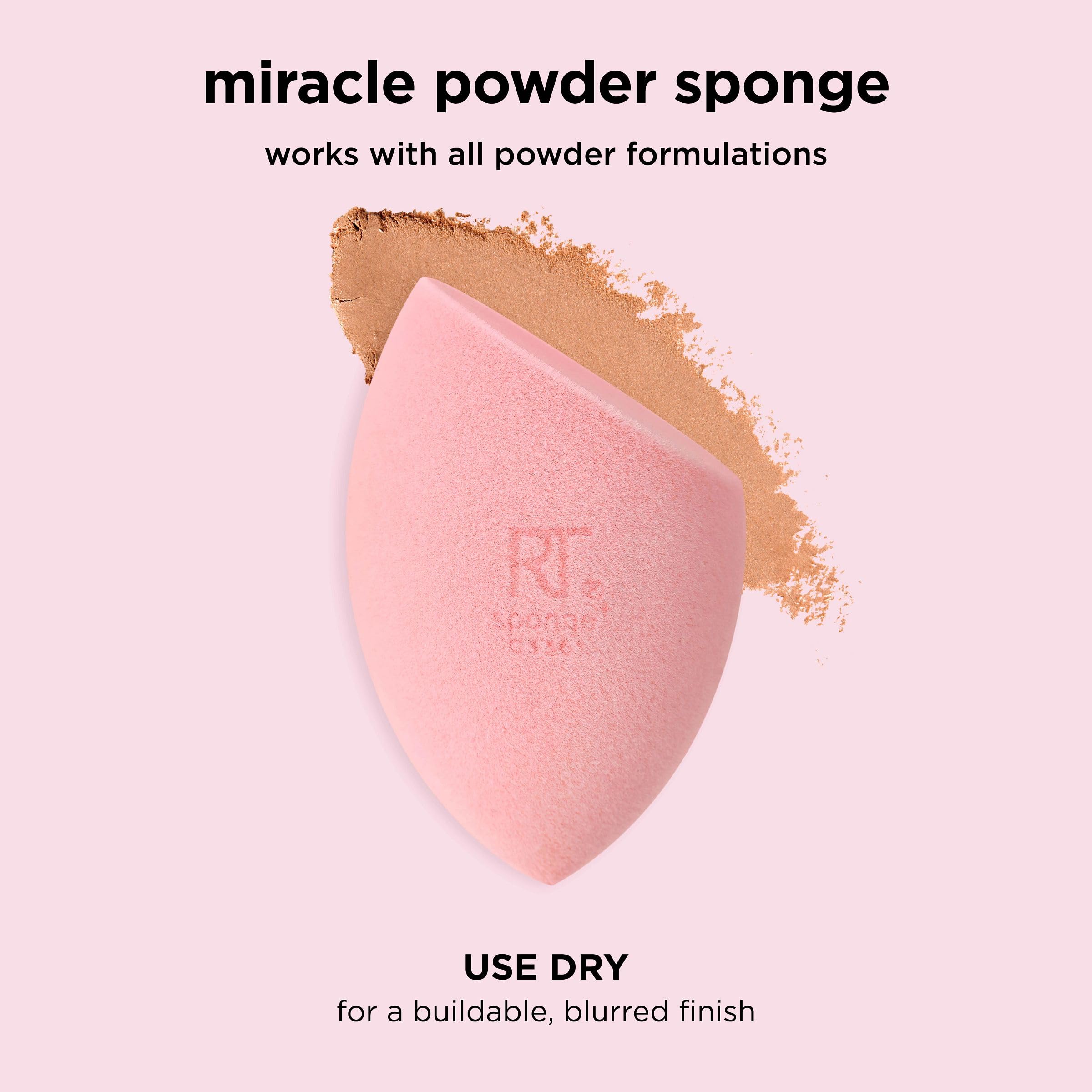 Real Techniques pressing powder with midi sponge for reduced shine