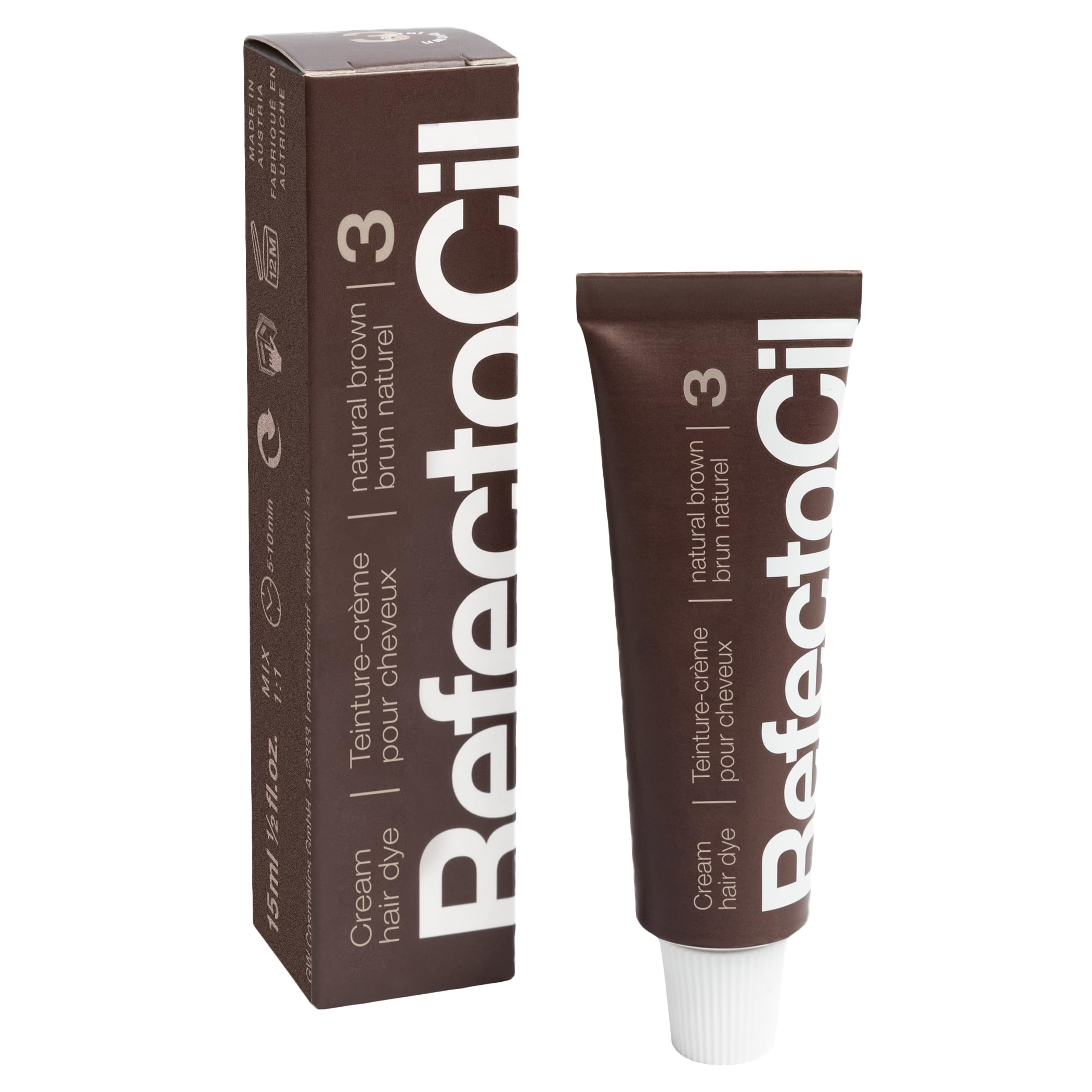 refectocil cream dye texture mixed with developer demonstrating smooth consistency for precise application