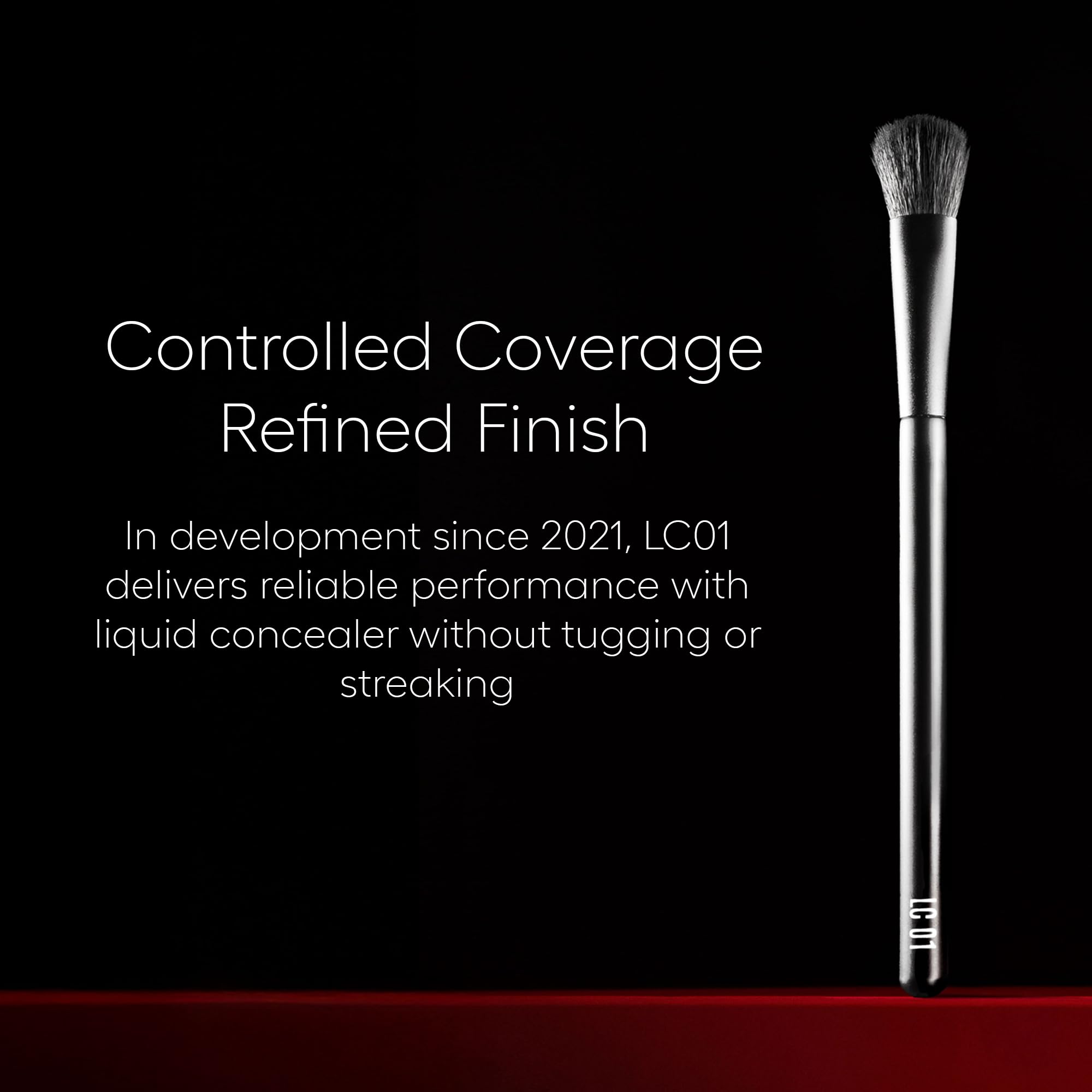 rephr LC 01 next to ruler showing compact size and travel readiness