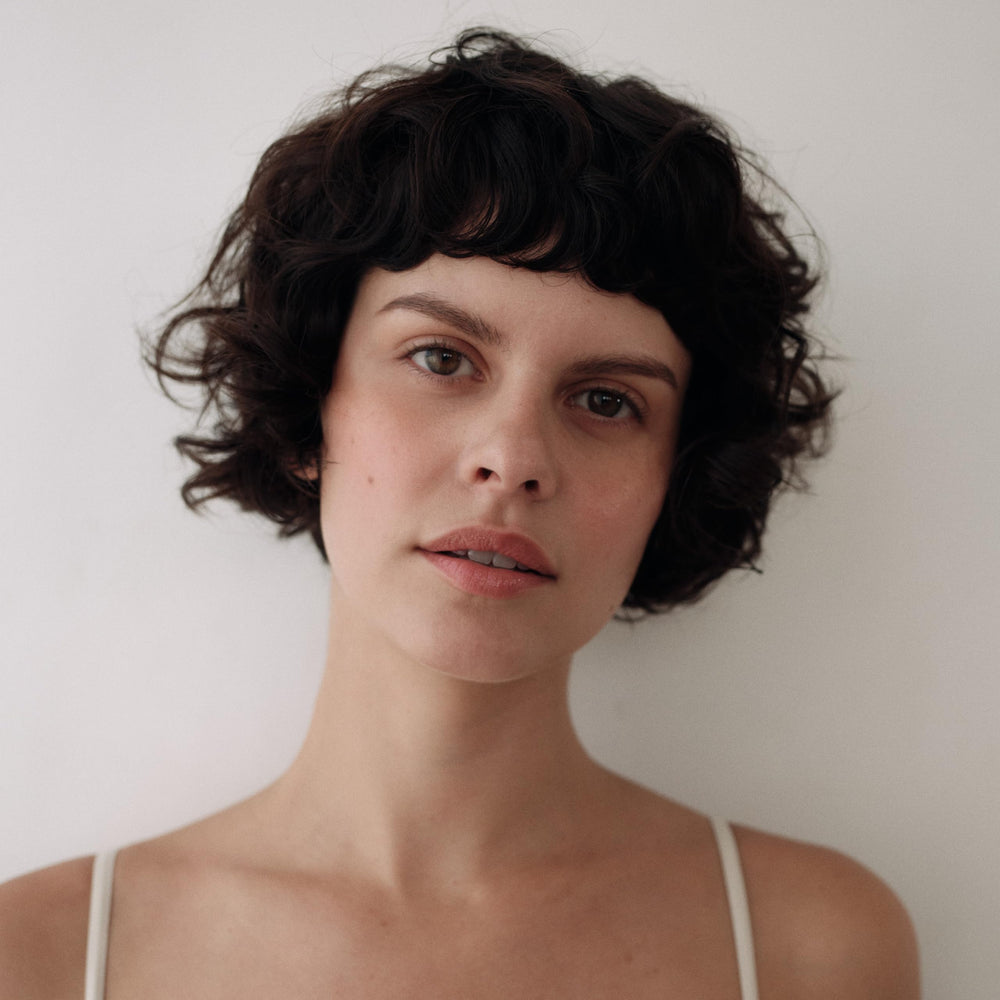REVERIE rake label detail listing clean ingredients and transparency benefit