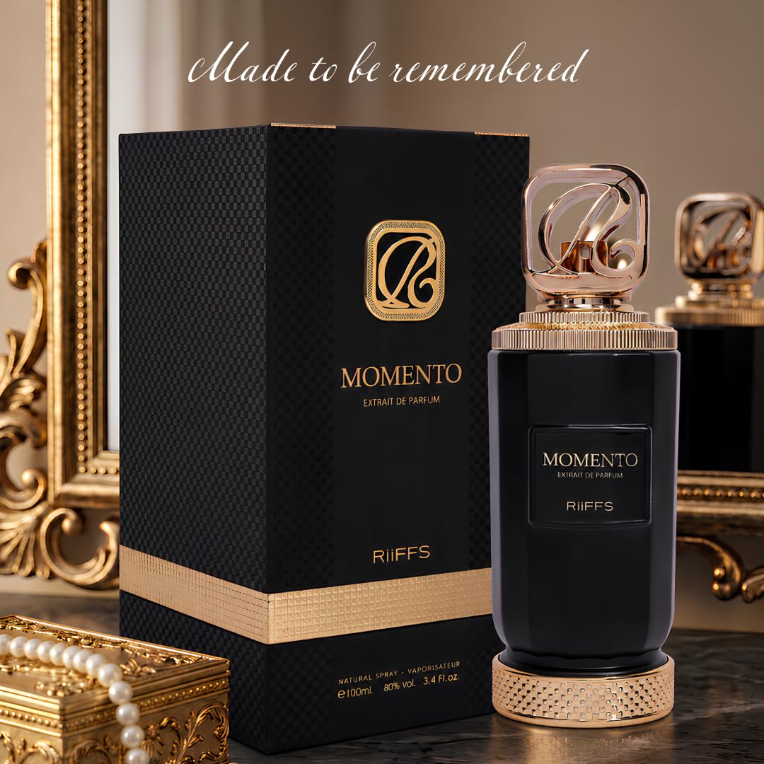 RiiFFS Momento premium box packaging indicating a stylish gift option