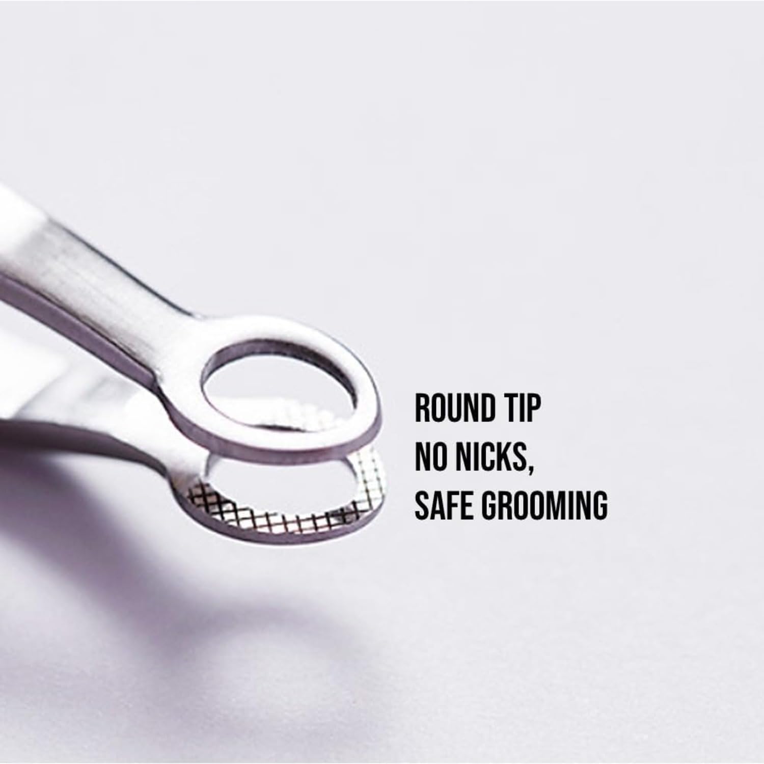 rinocos close-up of round tip highlighting precision and reduced skin risk benefit