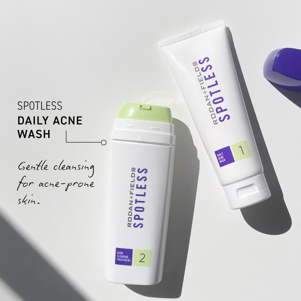 RODAN + FIELDS gel texture close-up demonstrating lightweight absorption
