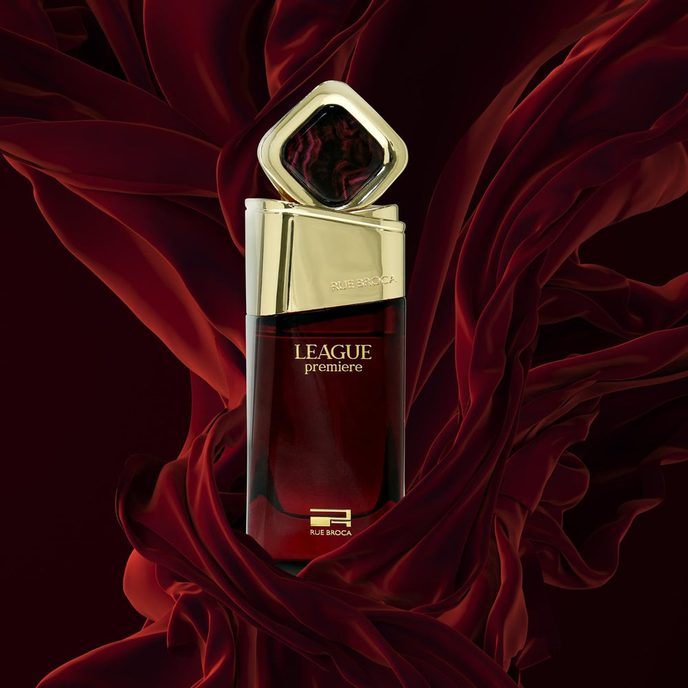 Rue Broca texture vial with vanilla and leather notes conveying warm depth