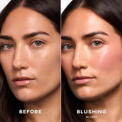 Saie doe-foot applicator closeup for precise, mess-free cream blush application
