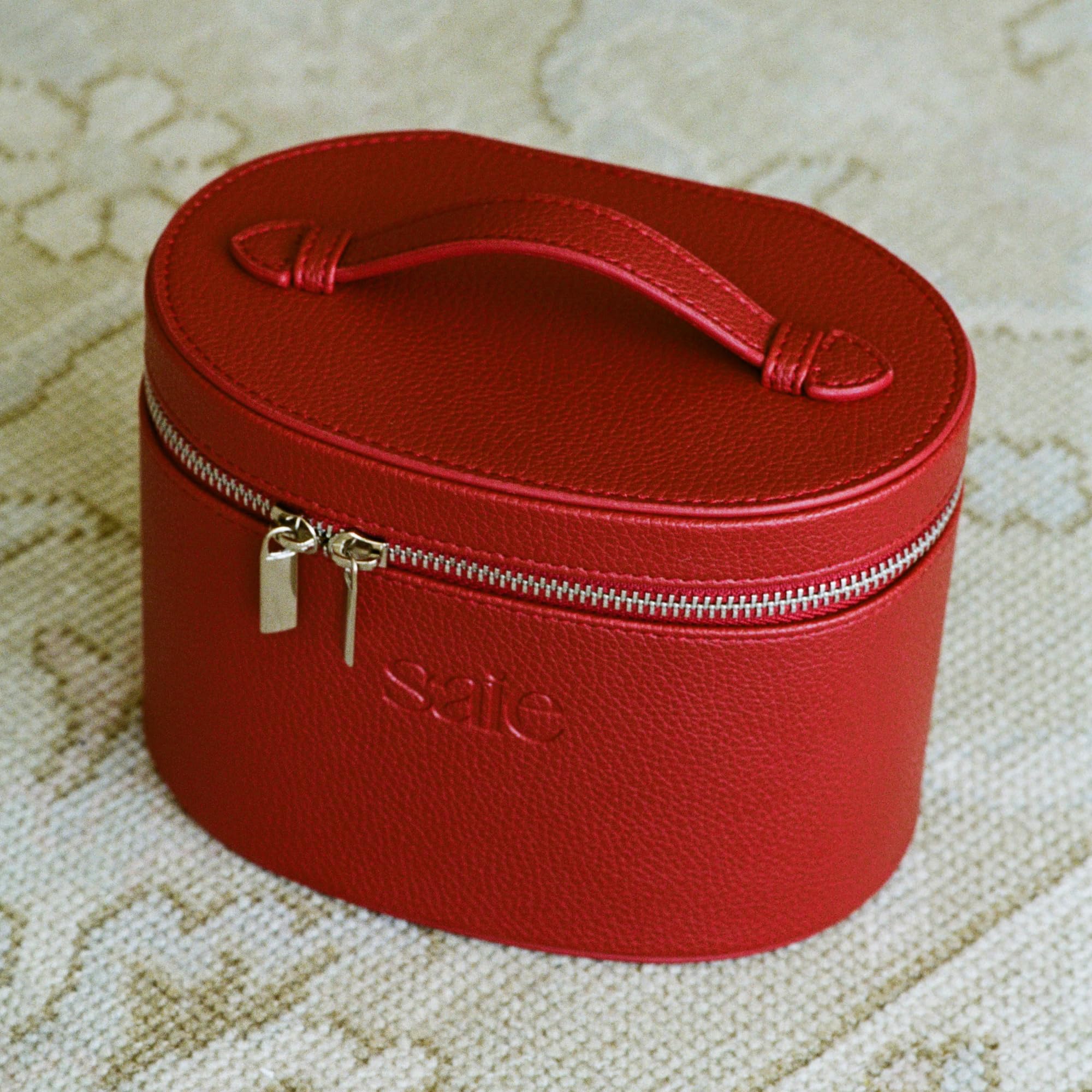 Saie mini vanity case interior organizer detail with compartments keeping products separated