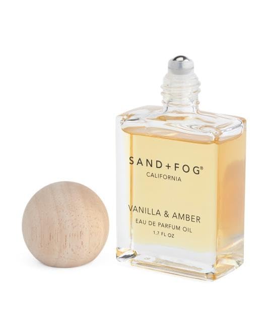 Sand + Fog close-up of flat-top roller applicator, precise mess-free application benefit