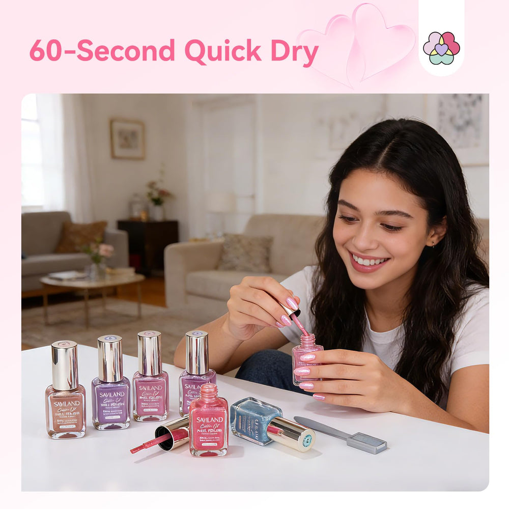 SAVILAND nail application action shot on fingers, demonstrating quick-dry finish