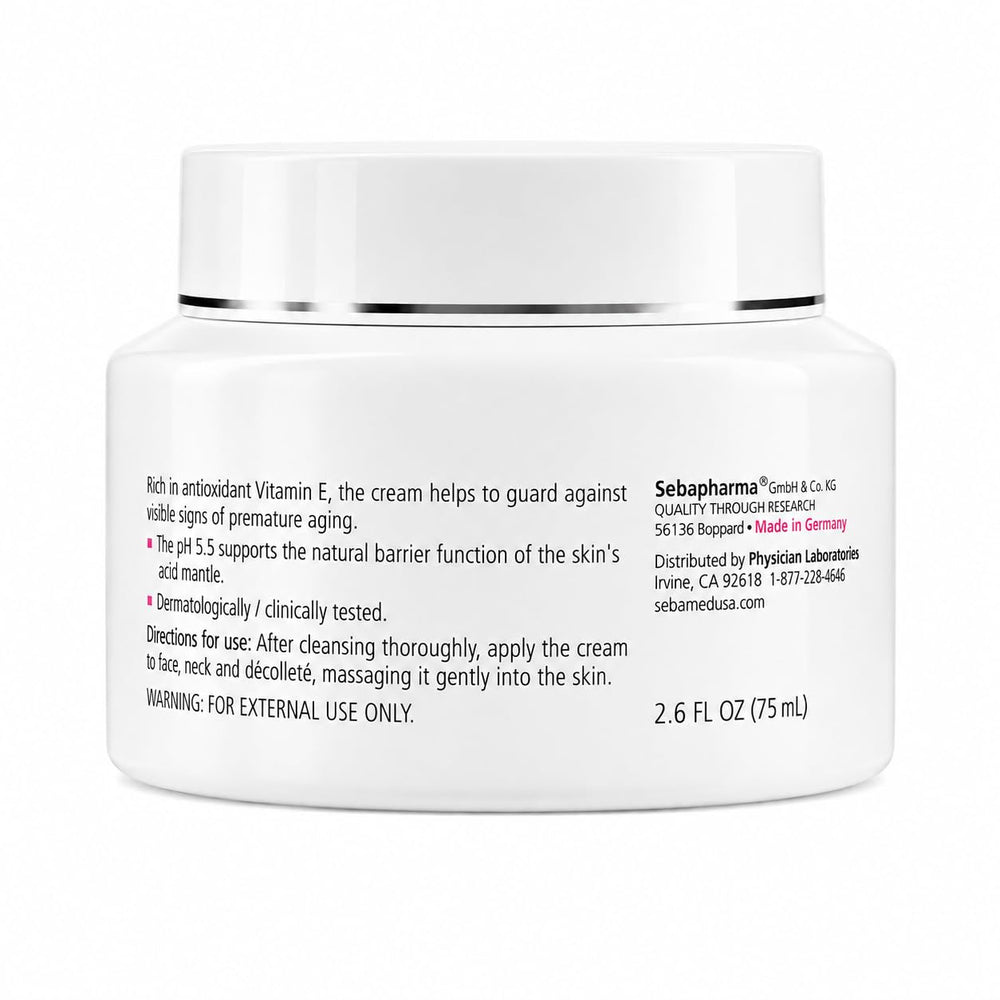 SEBAMED texture close-up of cream demonstrating fast-absorbing, non-greasy feel