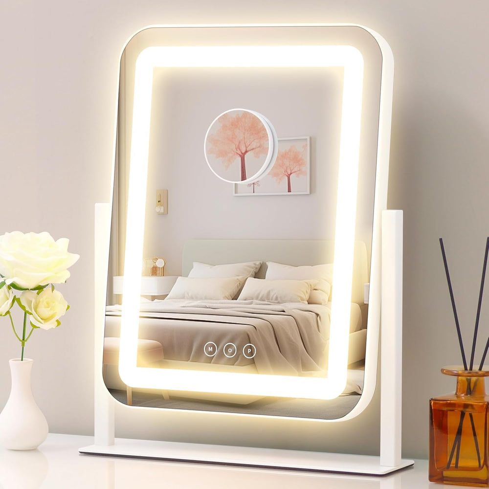 Shinerva vanity mirror front view showing full face clarity and bright LEDs