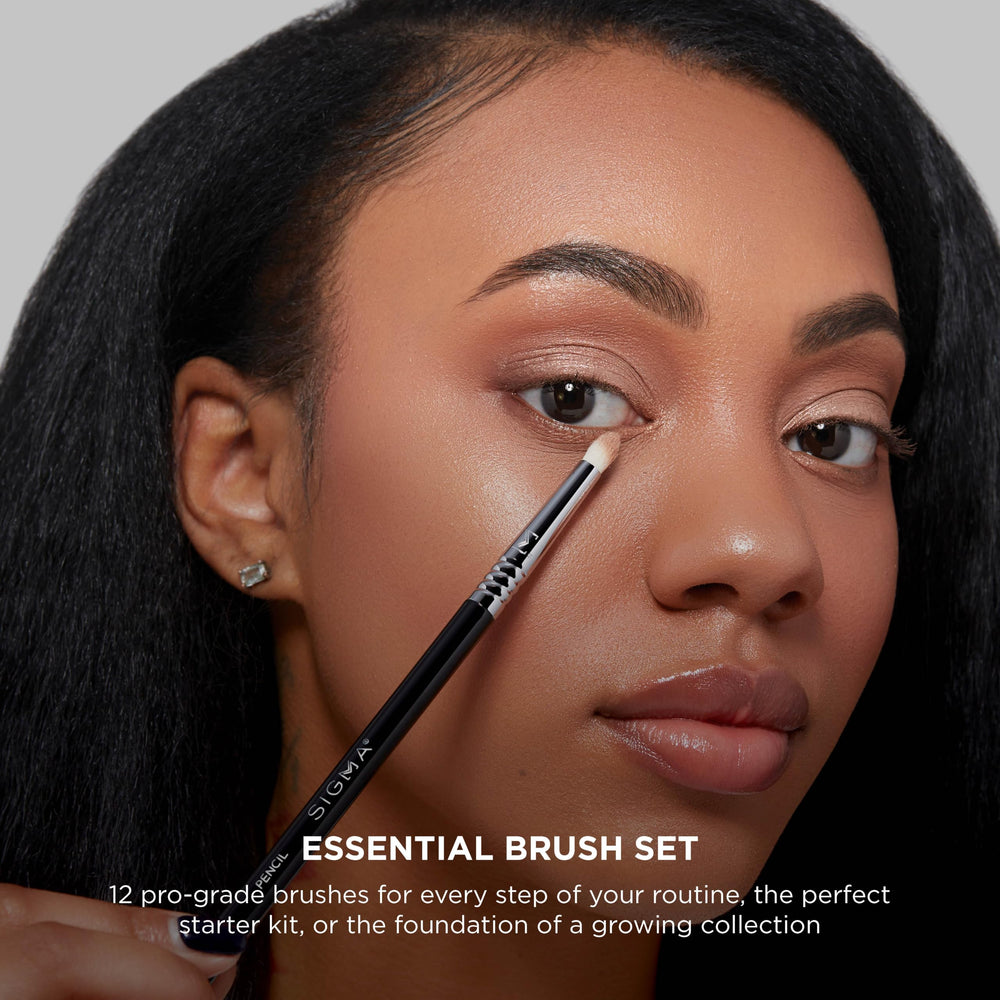 SIGMA BEAUTY close-up of synthetic brush fibers demonstrating smooth application