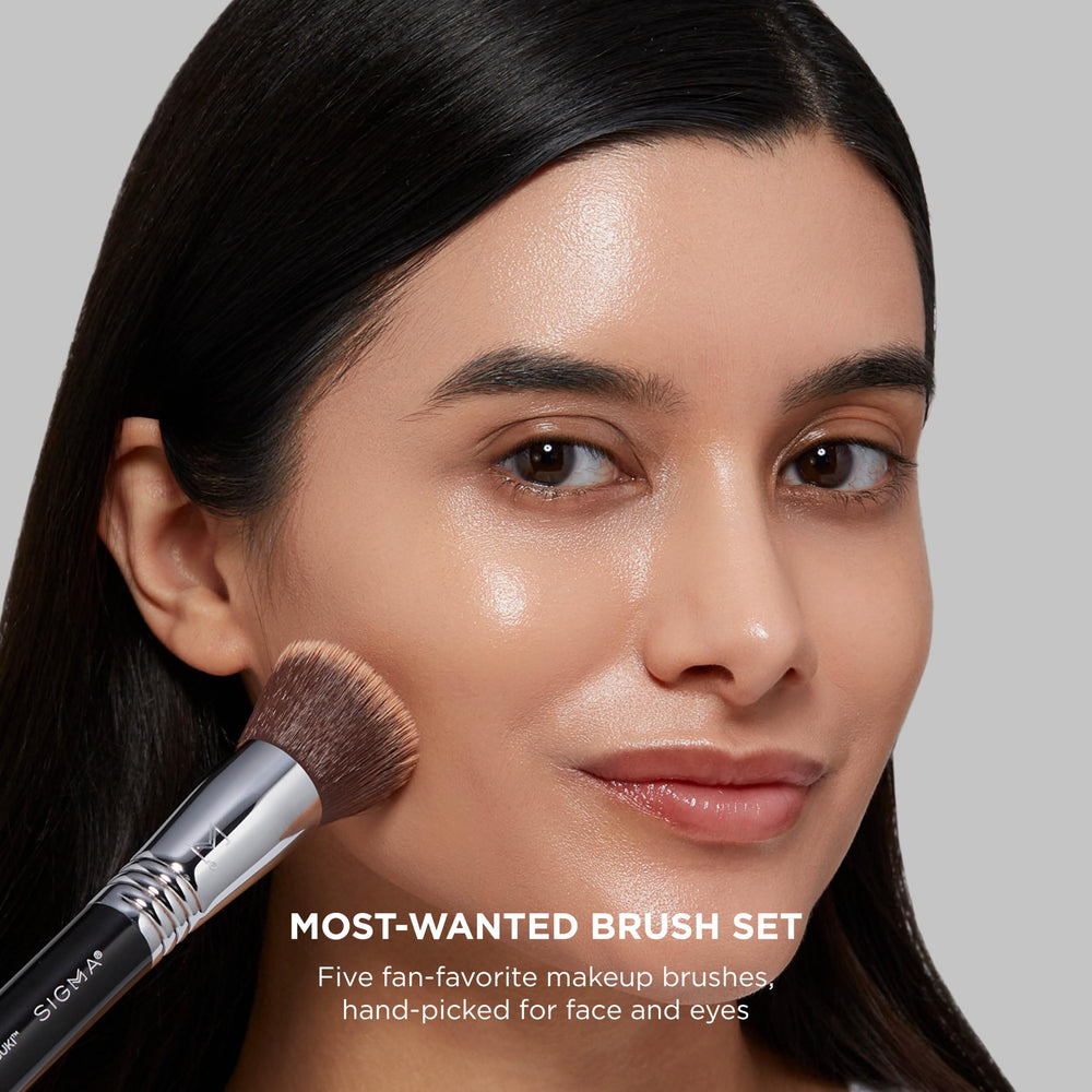 SIGMA BEAUTY foundation brush close-up showing dense fibers for even coverage
