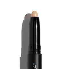 SIGMA BEAUTY Ignite built-in sharpener detail for precise touch-ups on the go
