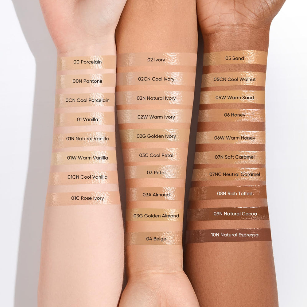 SKINTIFIC compact held in hand demonstrating portable size and on-the-go ease