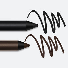 Smashbox liner applied on eyelid demonstrating bold, long-lasting definition