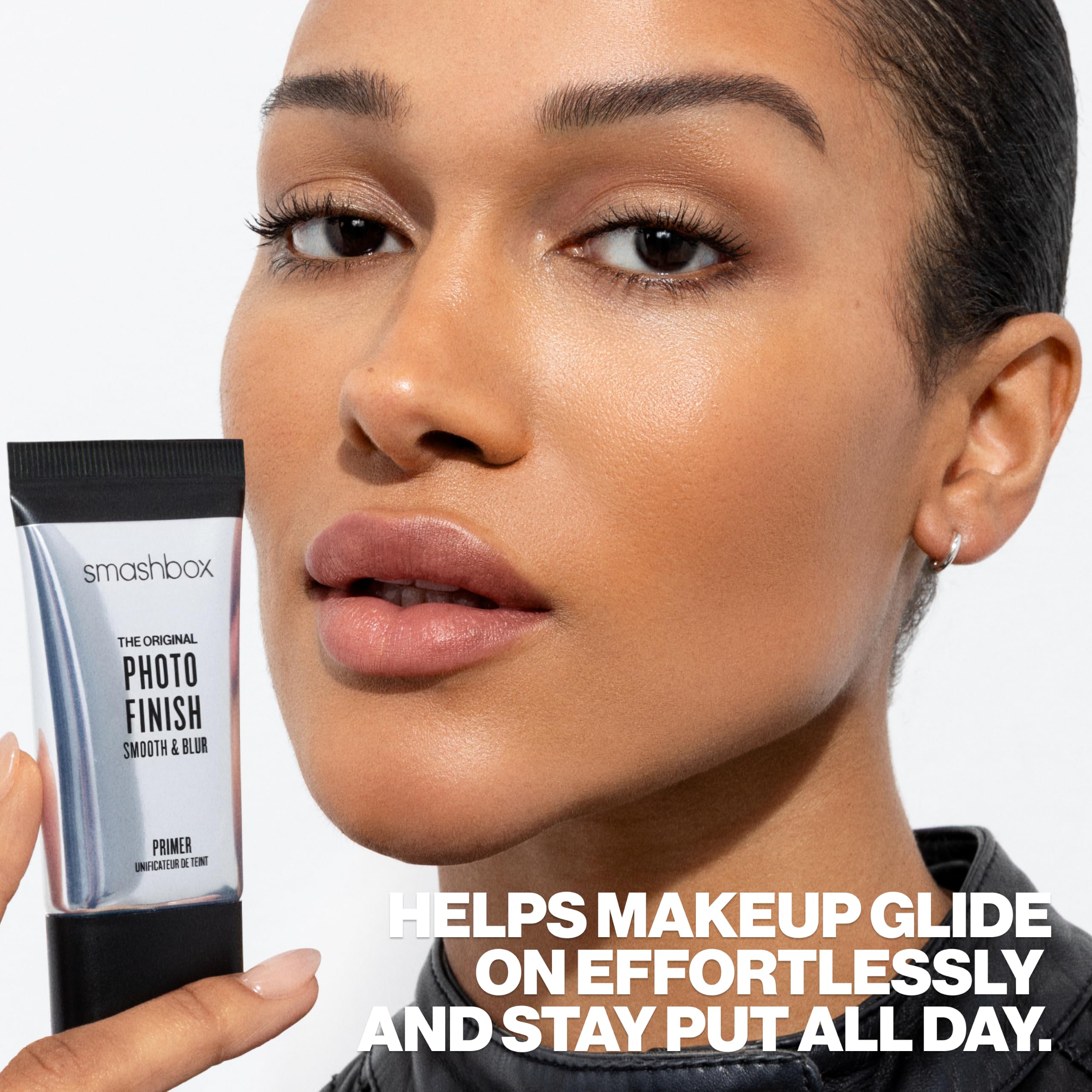 Smashbox primer at a makeup station illustrating professional-style prep benefits