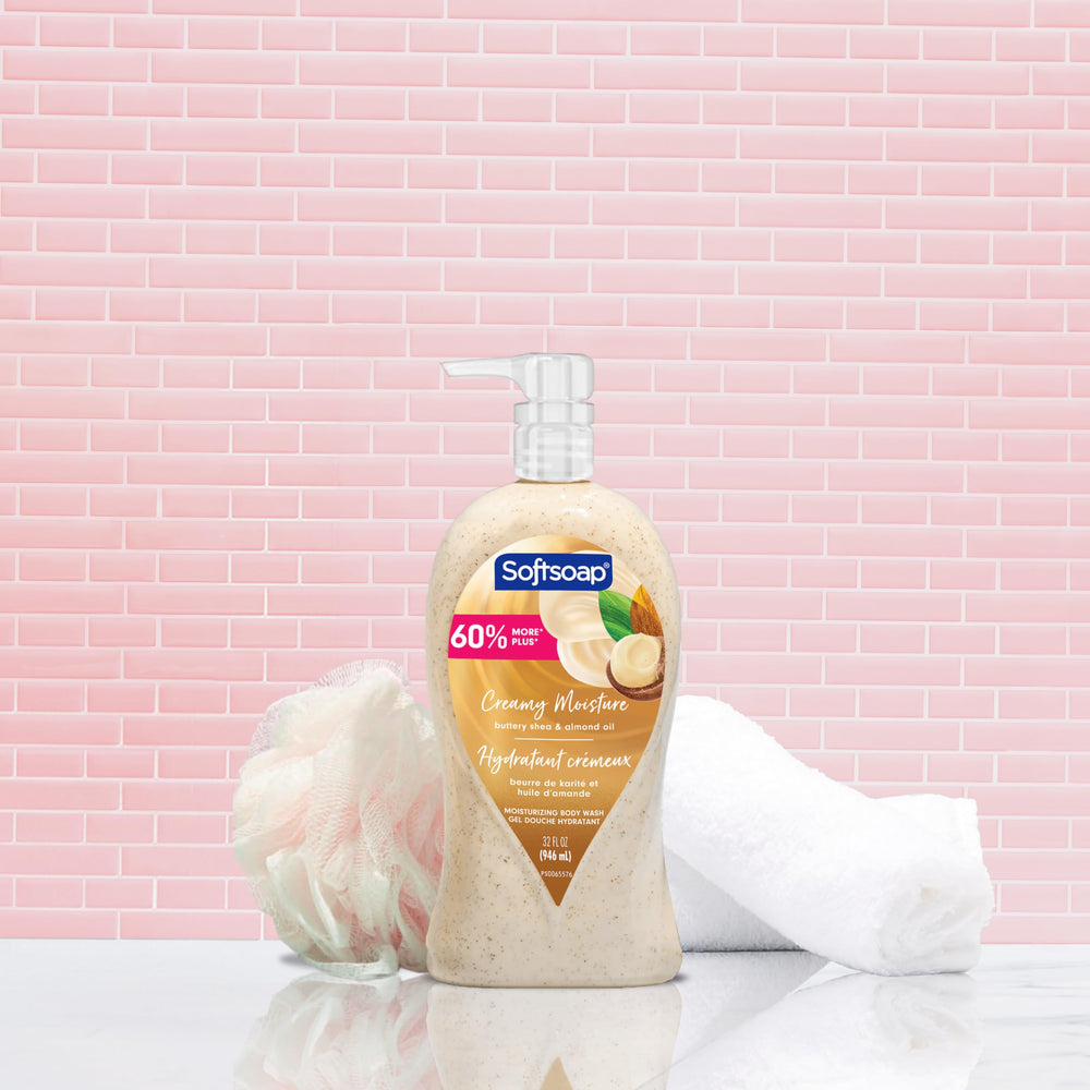 Softsoap creamy lather texture close-up demonstrating rich moisturizing foam