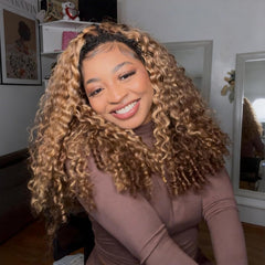 soHygge front view honey blonde half wig showing full curls and instant volume