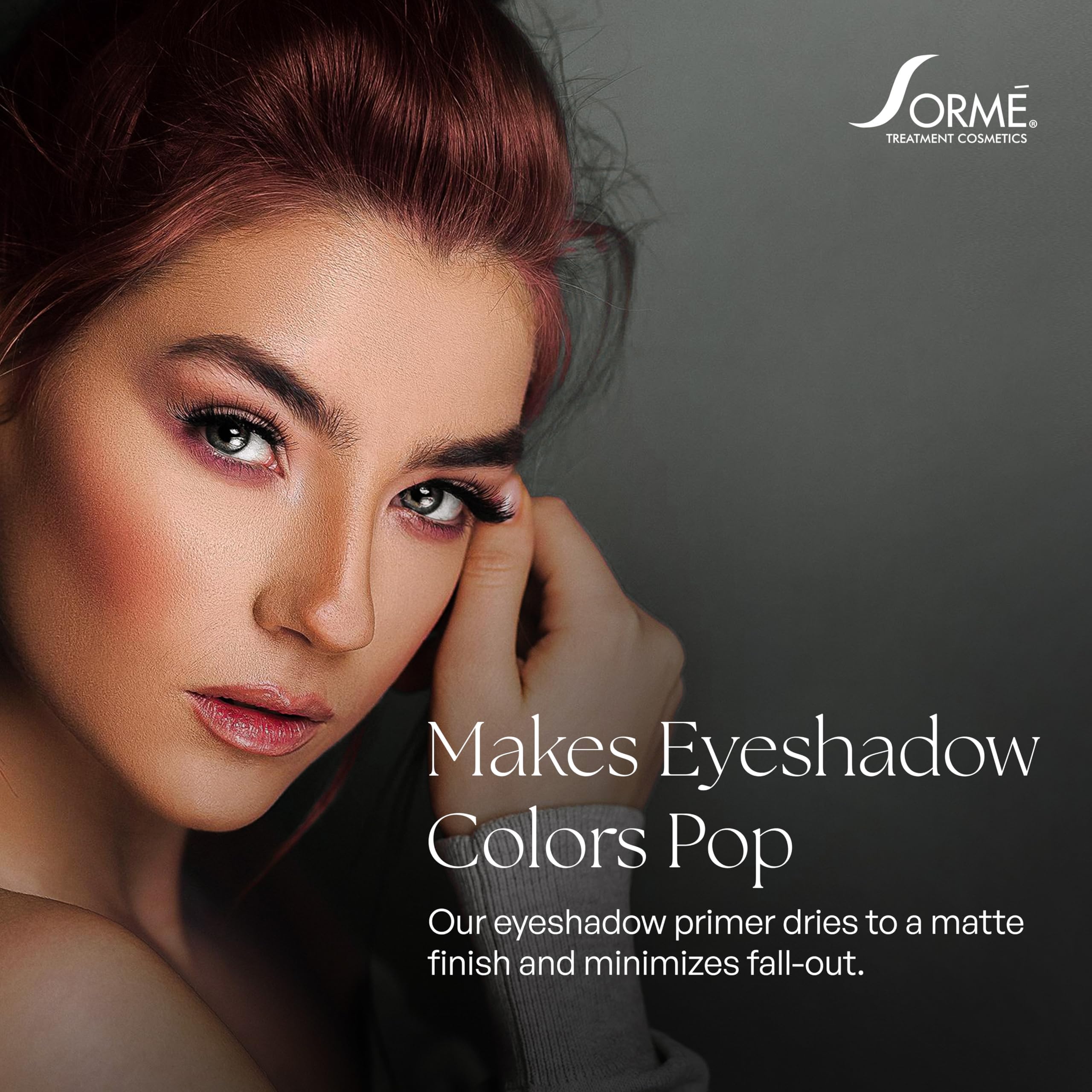 SORMÉ primer applied during makeup routine showing improved eyeshadow payoff