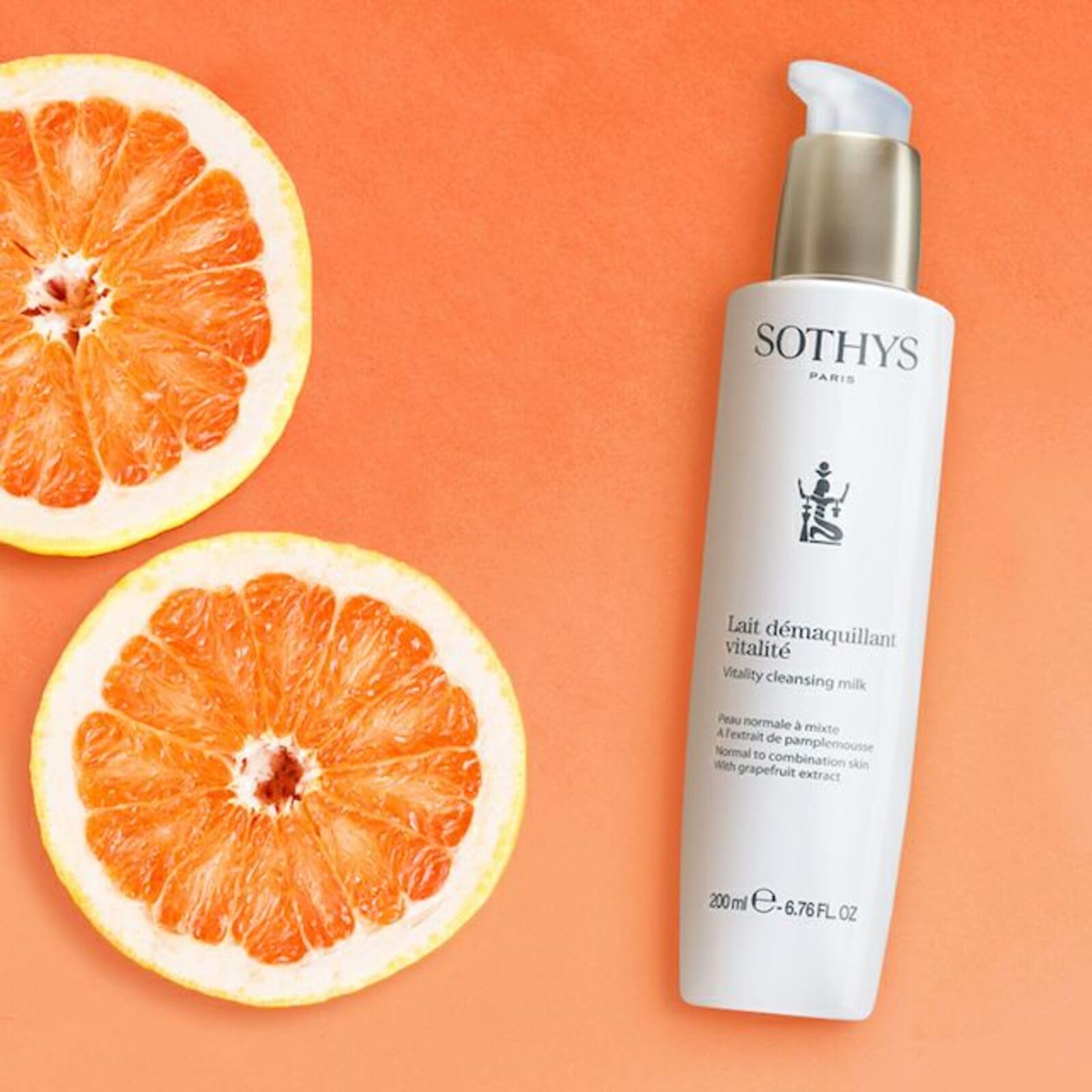SOTHYS cleansing milk texture close-up showing lightweight milky foam benefit