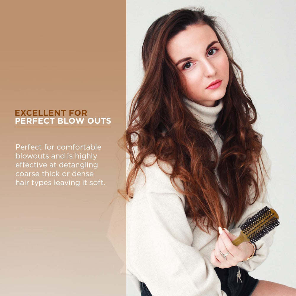 SPORNETTE wooden handle close-up emphasizing comfortable grip for precise styling