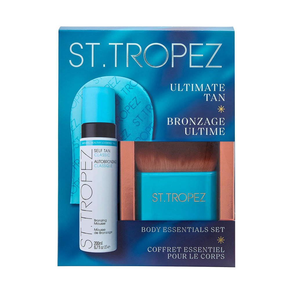 St.Tropez kit inside beach bag conveying ready-for-vacation convenience