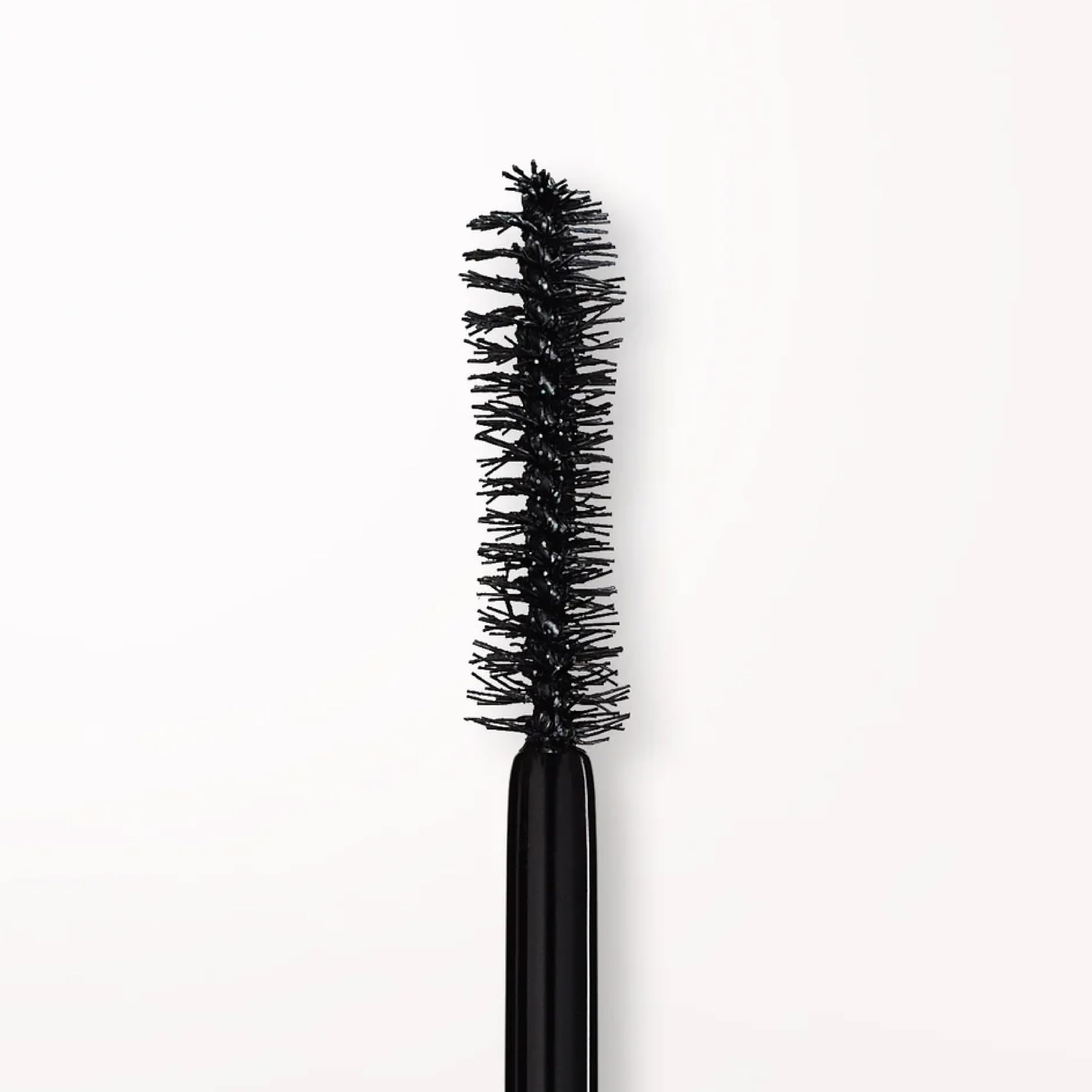 stila HUGE mascara label and ingredients list showing safe, non-irritating formula