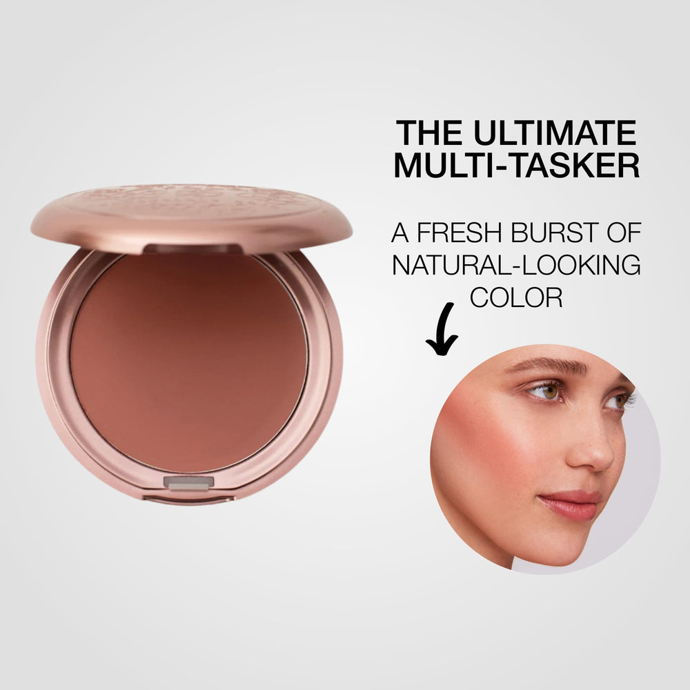 stila applied on lips close-up showing soft pink tint and wearable color benefit