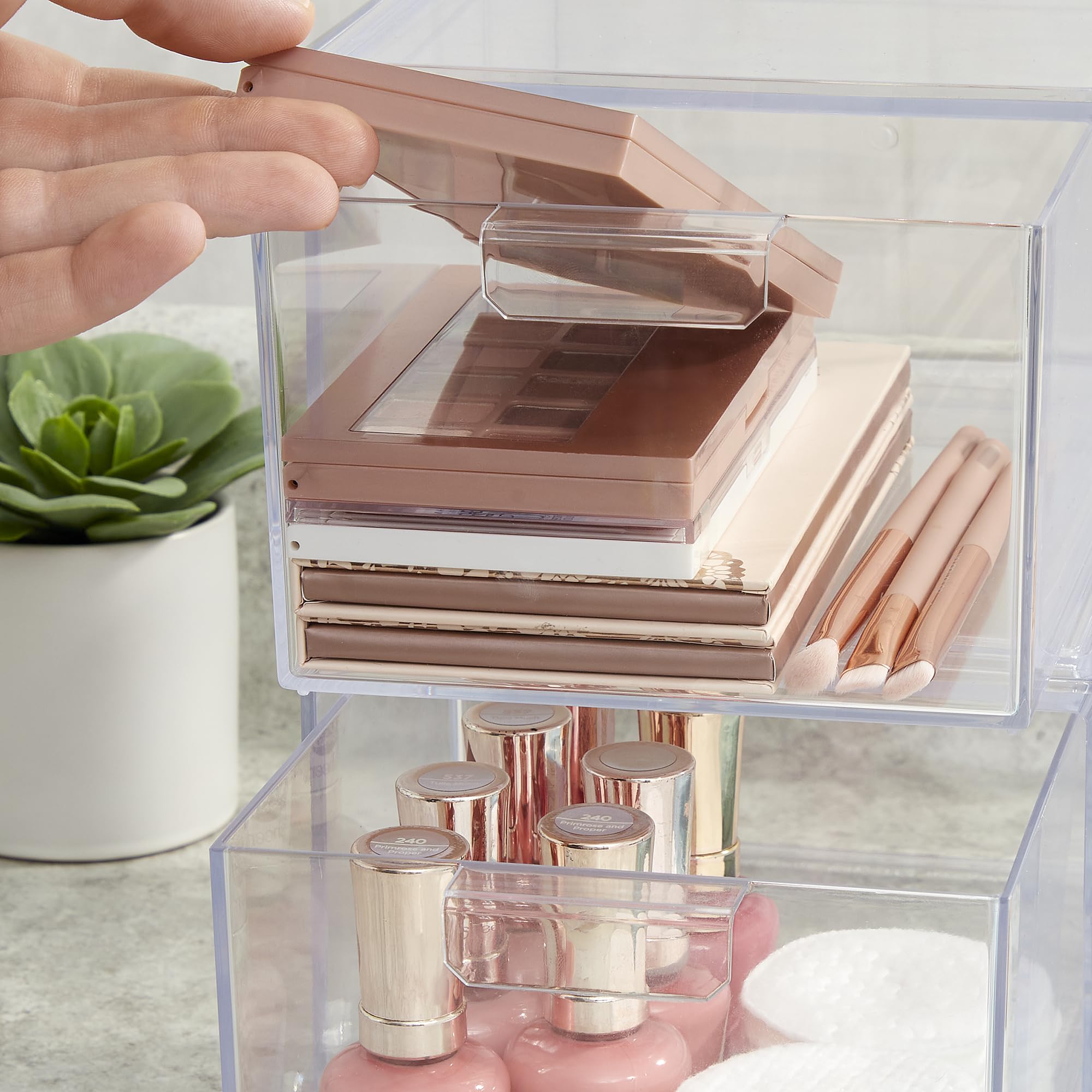 STORi drawers filled with cosmetics for fast product selection