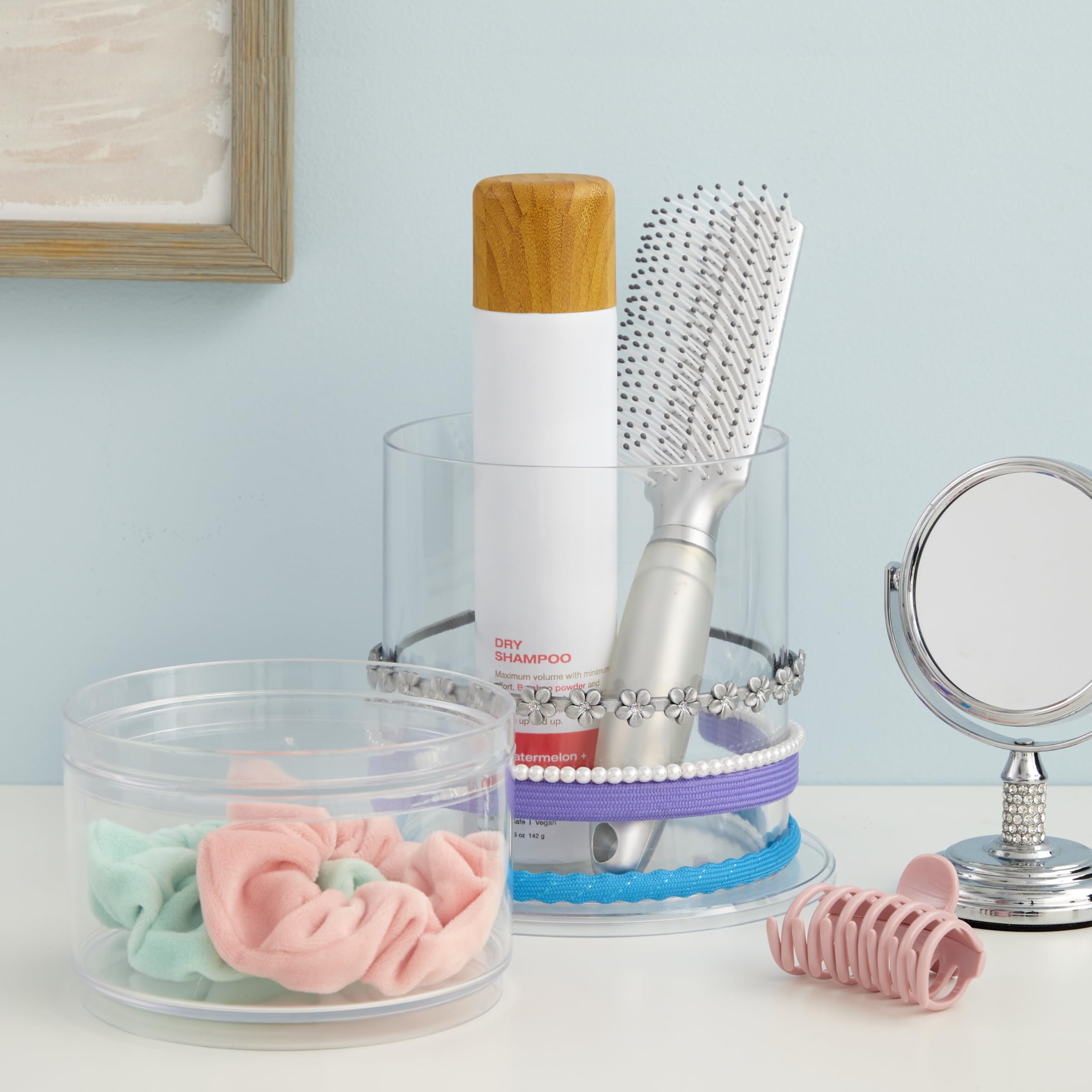 STORi Bella round headband holder close-up demonstrating secure, tangle-free storage