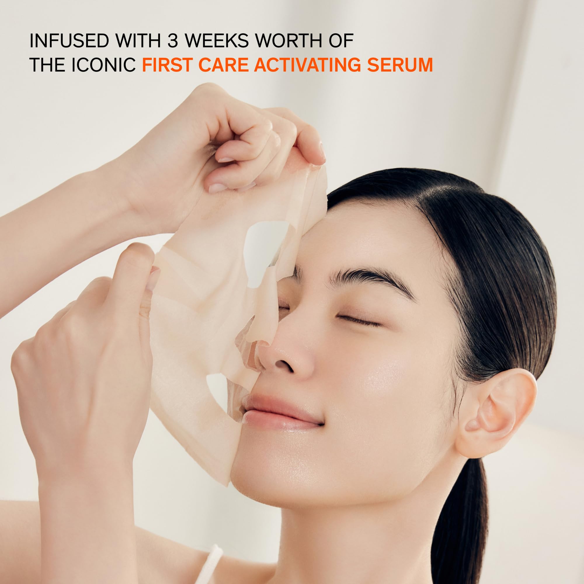 Sulwhasoo hand applying mask demonstrating easy, even coverage benefit